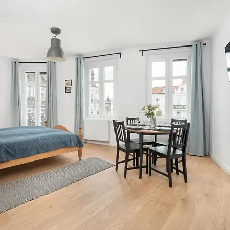 Bright & Spacious Wajdeloty Wrzeszcz By Renters דירה *