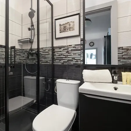 Przestronny I Jasny Wrzeszcz By Renters Apartman