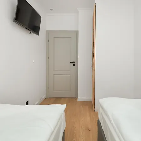 Przestronny I Jasny Wrzeszcz By Renters شقة *